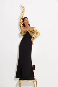 Dali Crepe Dress in Black/Star Gold