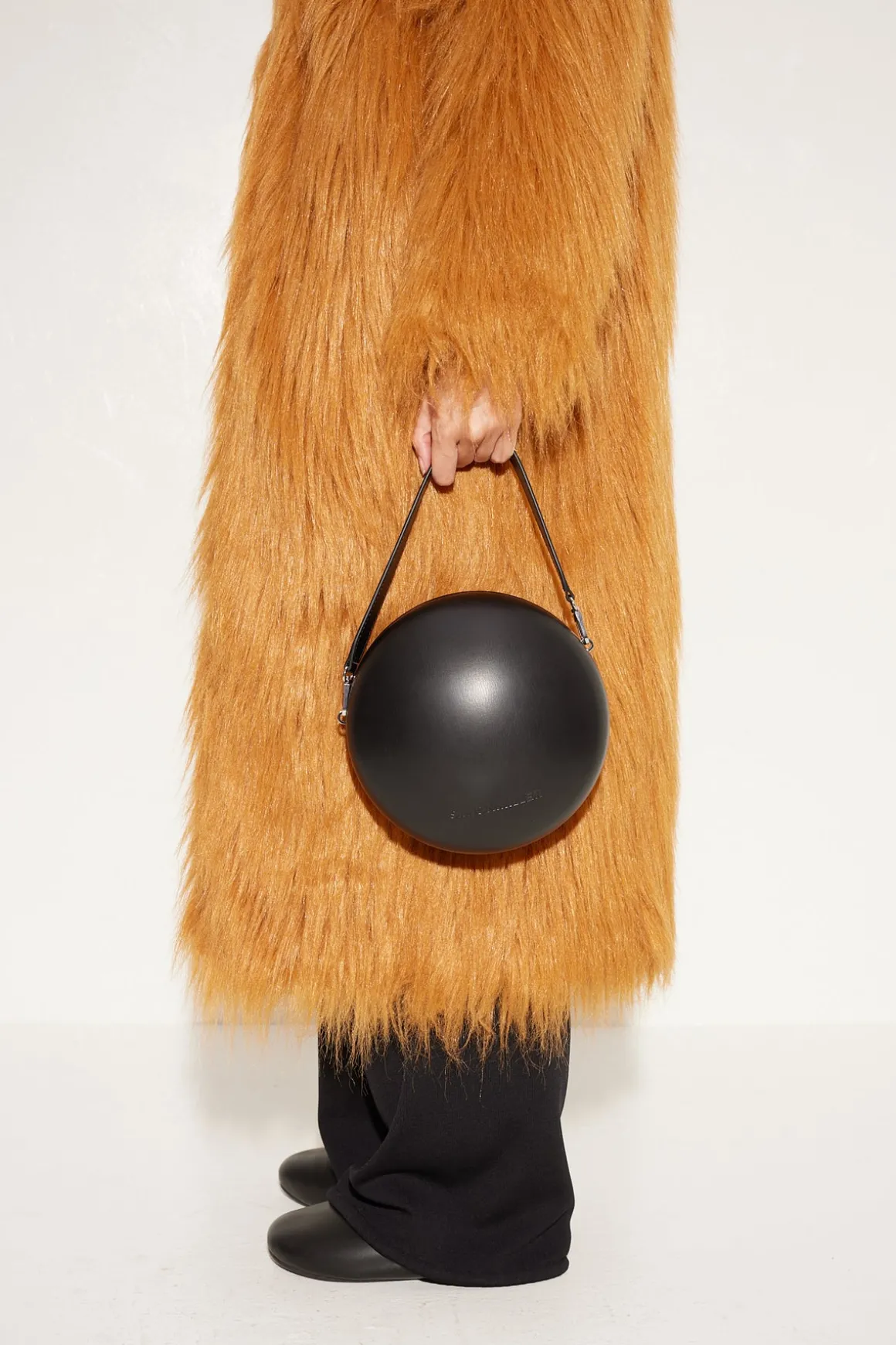 Dome Bag in Black
