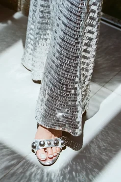Dome Stud Verner Heel in Silver