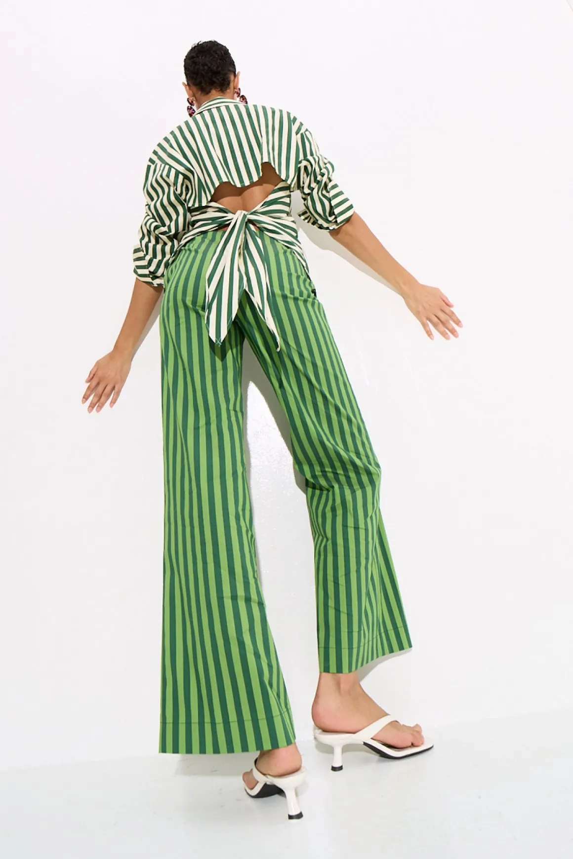 Loch Striped Poplin Button Up in Gummy Green/Ecru