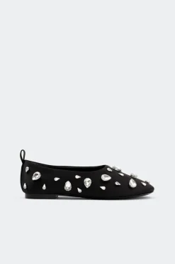 Teardrop Crystal Riad Flat in Black/Clear