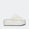 Woven Cloudy Platform in Macadamia