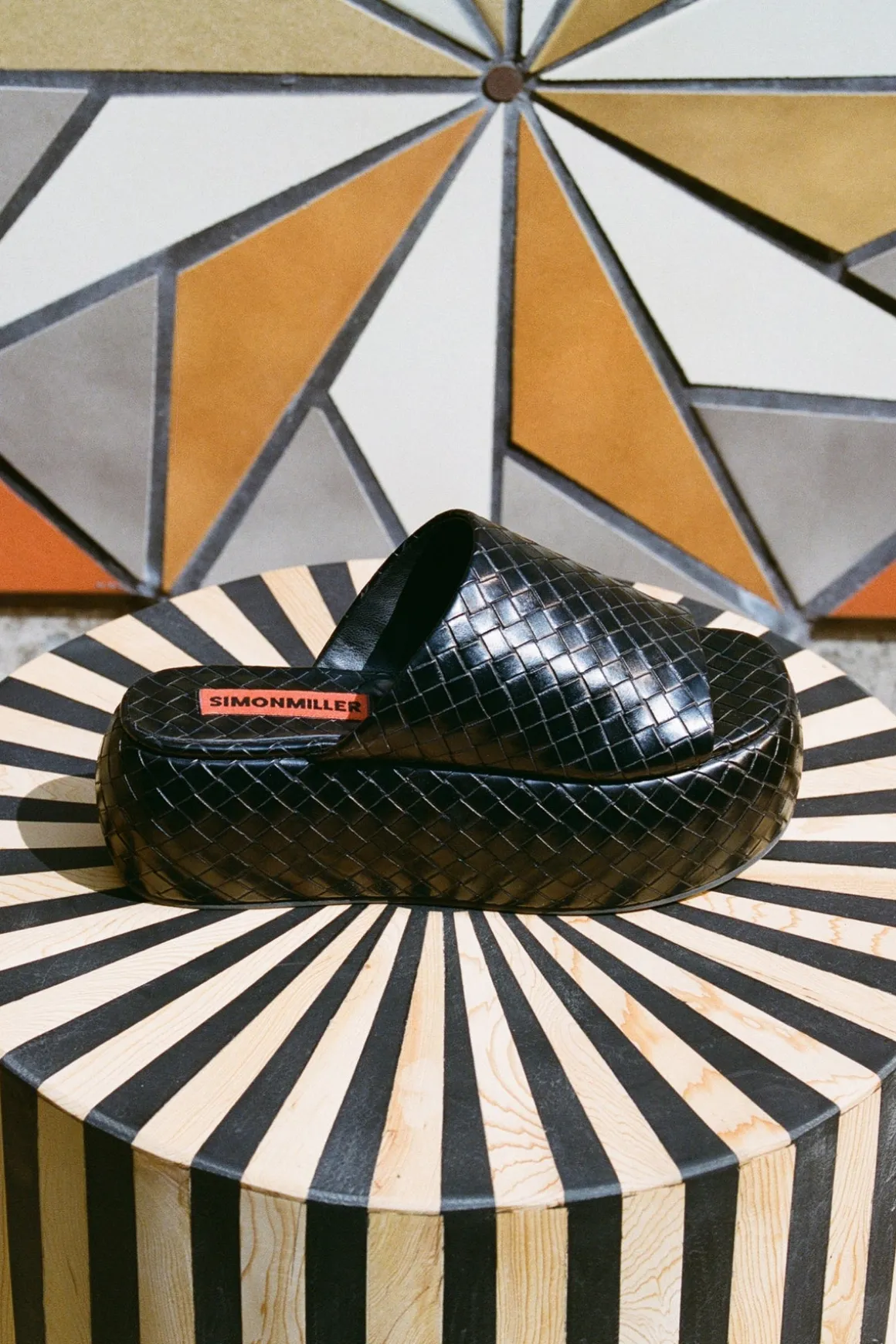 Woven Cloudy Platform in Black